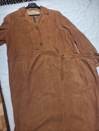Traje ante marrón (44-16)