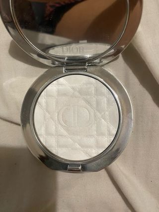 Dior - Polvo compacto beige