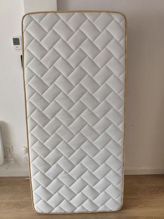 Colchón 90cm HR+Visco seminuevo