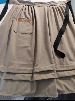 Delantal beige huertana
