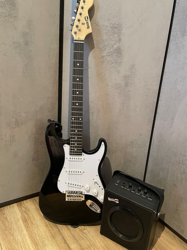 Chitarra elettrica RockJam + Amplificatore