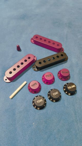 Guitarra de estudio, tipo Stratocaster