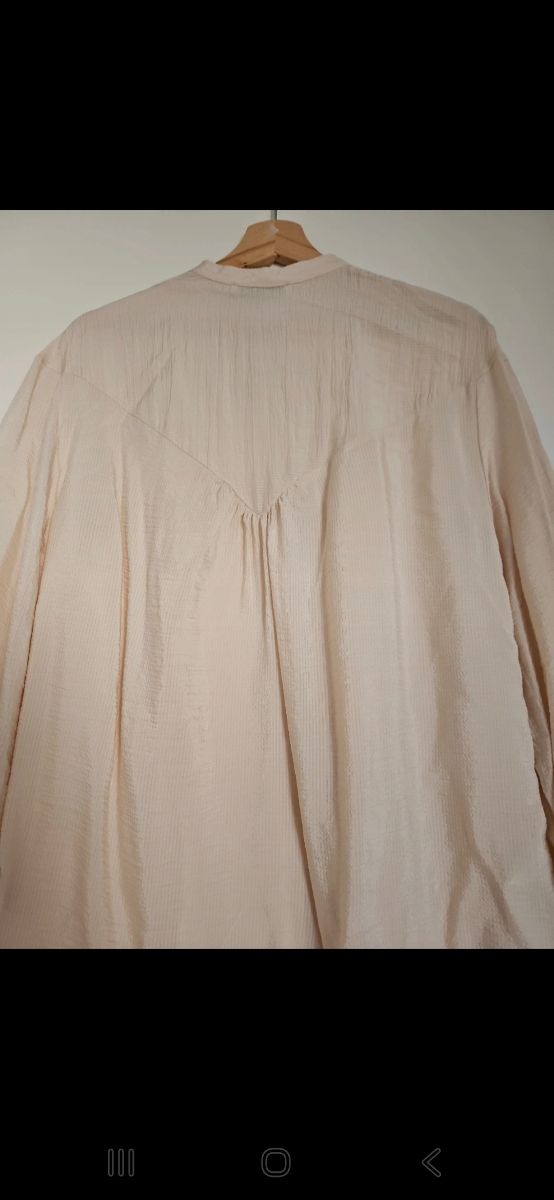 Blusa Mango crema - Talla L