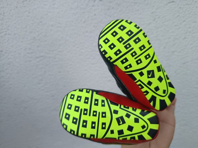 Zapatillas Nike bebé - talla 17