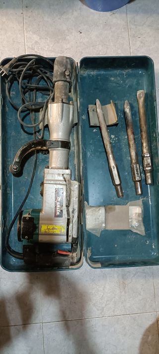 Martillo demoledor Makita