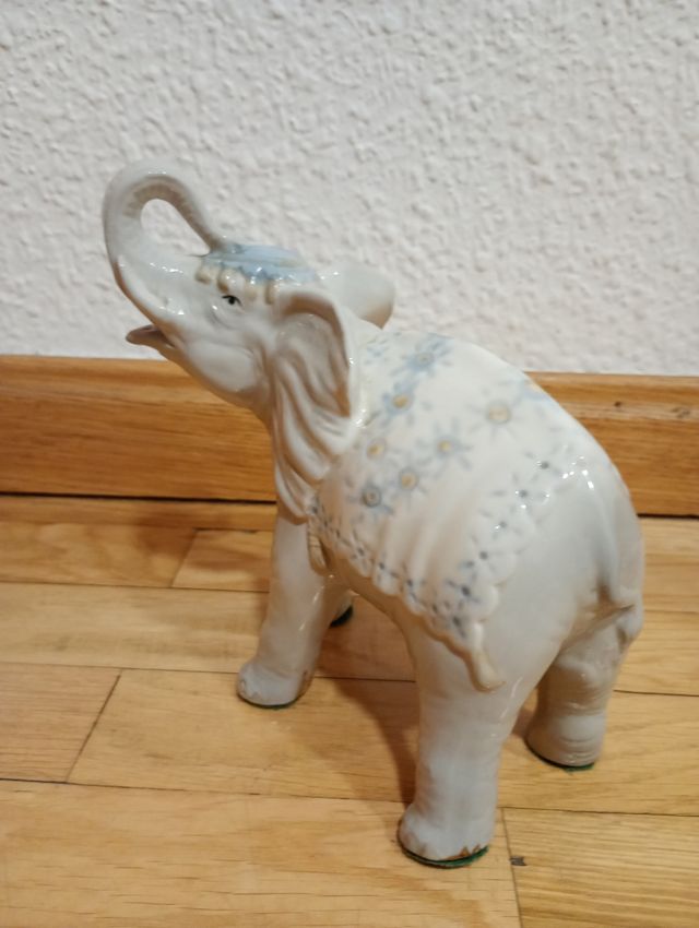 Elefante Janbo porcelana azul-blanco