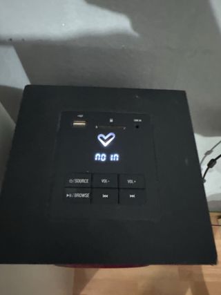 Torre sonido Energy Sistem - negra y roja