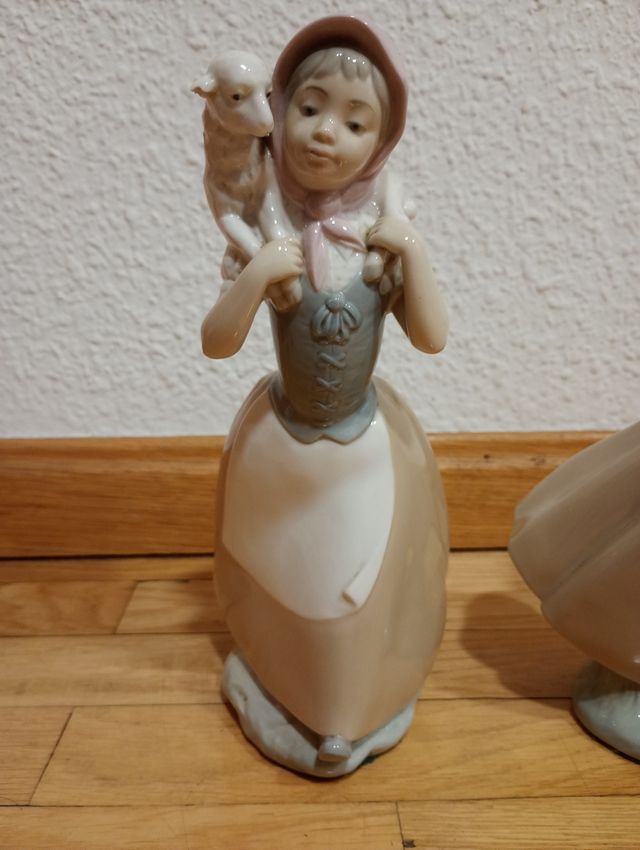 2 Figuras Niña Pastorcita Nao