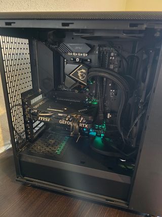 PC Gaming R7 + RTX 4060 Elegante y silencioso