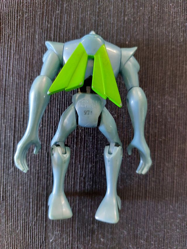 Ben 10 ultimate alien Nanomech