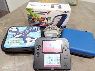 Nintendo 2DS Azul y Negro + Mario Kart 7