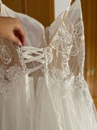 Vestido nuevo de  novia blanco elegante, corte A