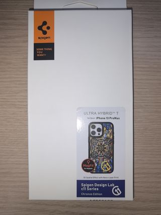Spigen Ultra Hybrid iPhone 13 Pro Max