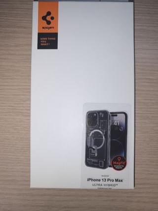 Spigen Ultra Hybrid iPhone 13 Pro Max
