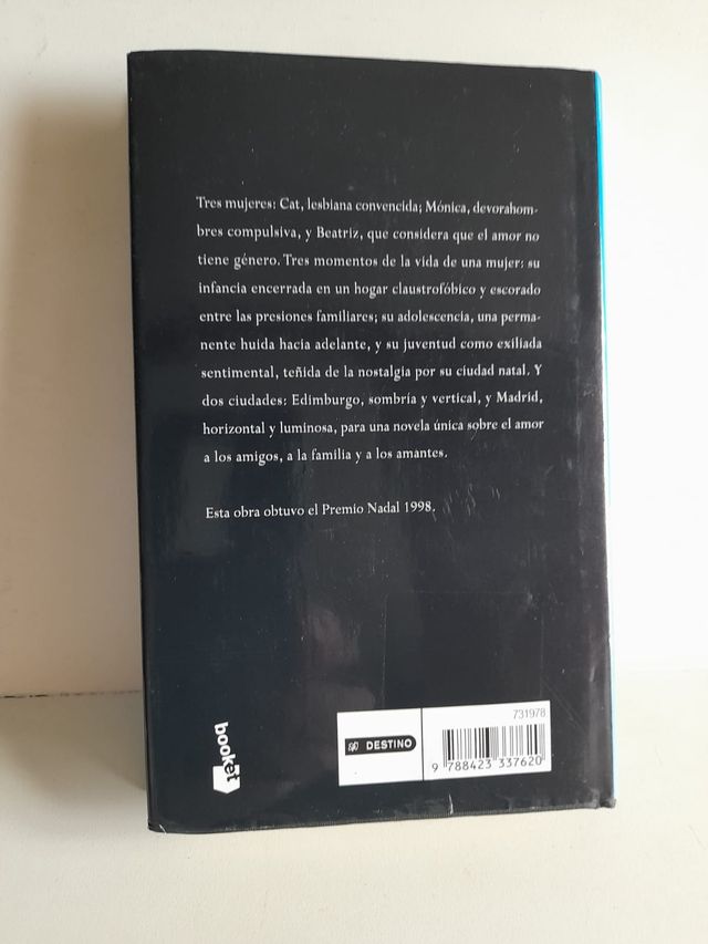 1ra ed Beatriz y cuerpos celestes Lucía Etxeberria