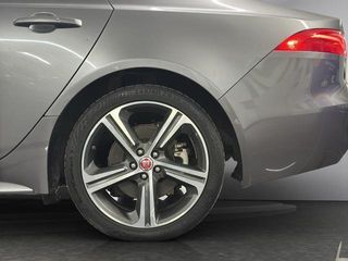 Jaguar XF 2.0 D I4 Chequered Flag Auto 132 kW (180 CV)
