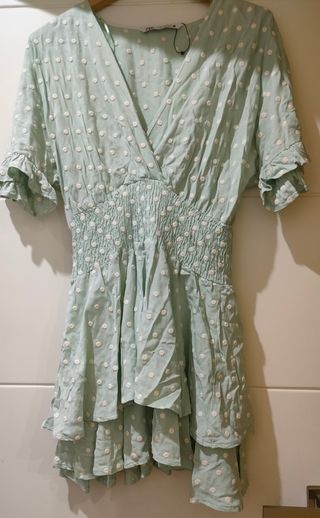 Vestido Zara verde menta - volantes