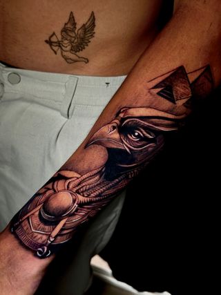 Tatuador de realismo sombras-puerto del Rosario