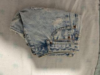 Shorts vaqueros desgastados