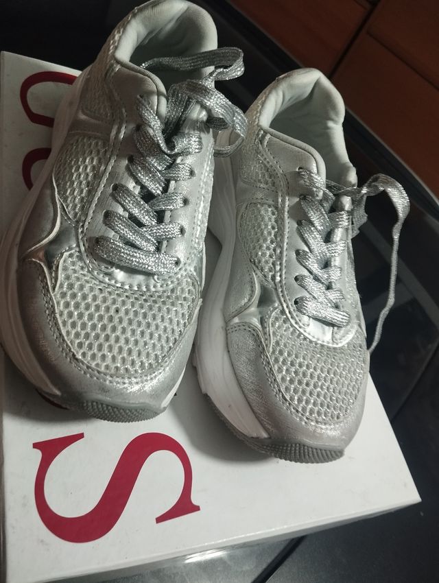 Sneakers argento/bianco 36