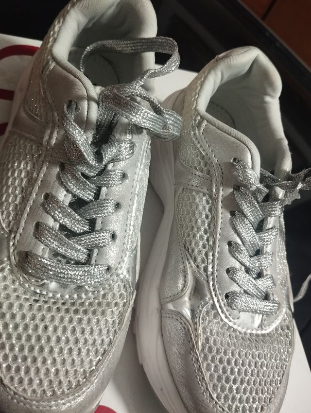 Sneakers argento/bianco 36