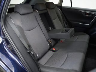 Toyota Rav4 2.5l 220H Advance