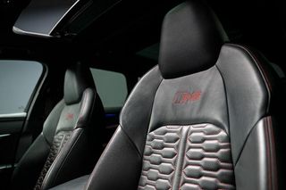 AUDI A6 RS 6 Avant TFSI quattro