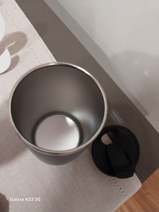 Bicchiere termico Tupperware blu