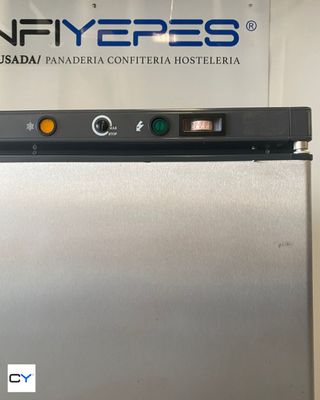 Congelador vertical Iarp