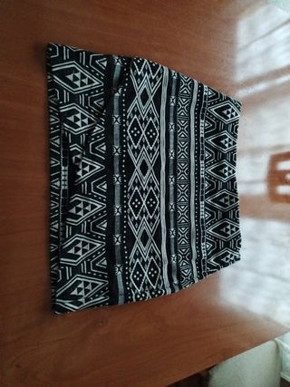 Falda negra HM talla S