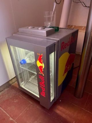 Nevera Red Bull edición limitada