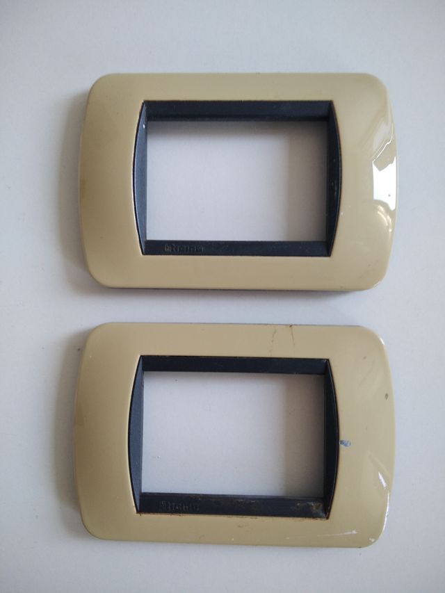 2 placche BTicino Living luce crema