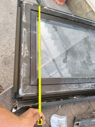 Ventana aluminio climalit oscura usada con marco