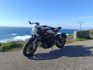 MV Agusta Brutale 800 Dragster
