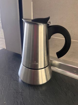 Cafetera italiana Jata 

