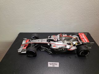 McLaren MP4-21 Raikkonen 2006 Minichamps 1/18