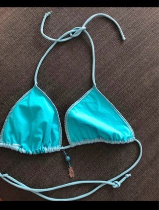 Bikini triángulo Jordi Labanda celeste