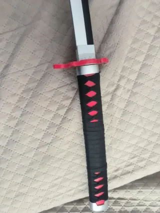 Katana Tanjiro: Espada Decorativa + Soporte