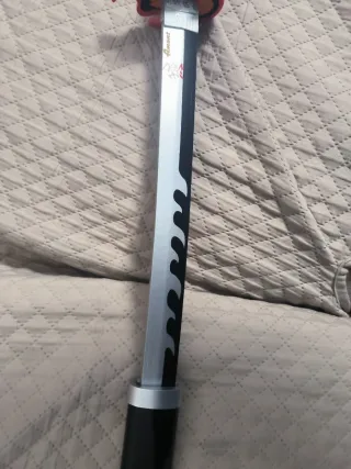 Katana Tanjiro: Espada Decorativa + Soporte