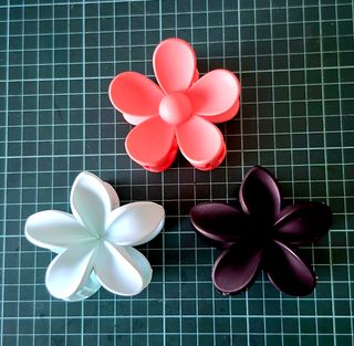 Lote 3 Pinzas Pelo Flores de Alehop Sin estrenar