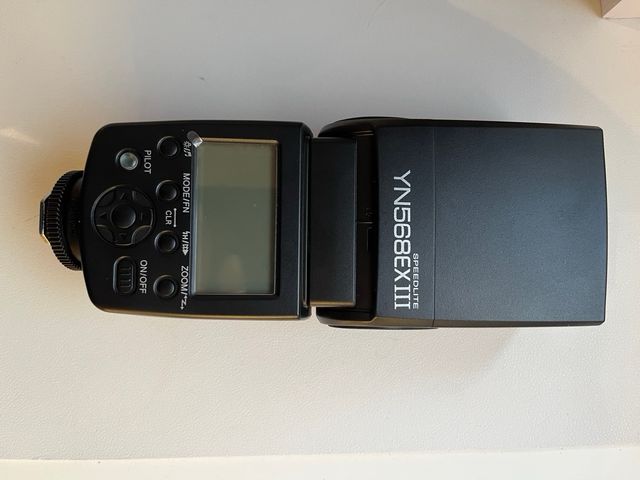 Flash Yongnuo YN568EX III Canon