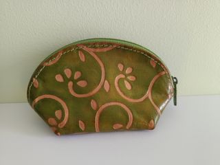 Monedero verde estampado