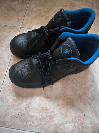 Zapatos seguridad - negros y azules