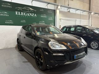 PORSCHE CAYENNE GTS CON TECHO SOLAR