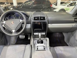PORSCHE CAYENNE GTS CON TECHO SOLAR