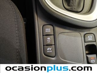 Toyota Yaris Cross 120H Business Plus 85 kW (116 CV)