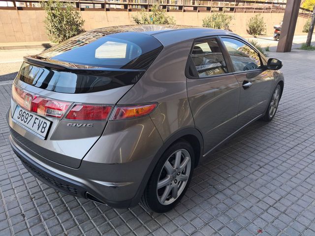 Honda Civic 2.2 i-CTDi Sport