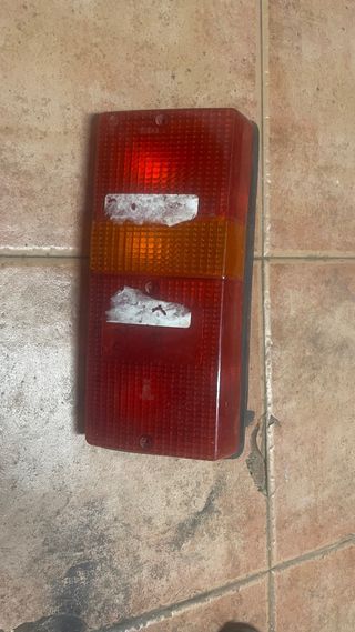 Piloto trasero Renault 4