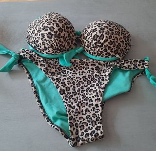 Bikini leopardo - beige y turquesa