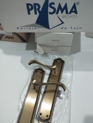Manillas bronce Prisma - 3 uds